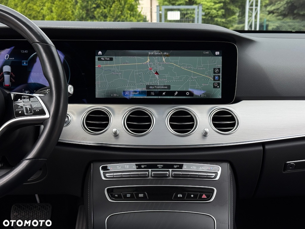 Mercedes-Benz Klasa E 300 de Business Edition - 21