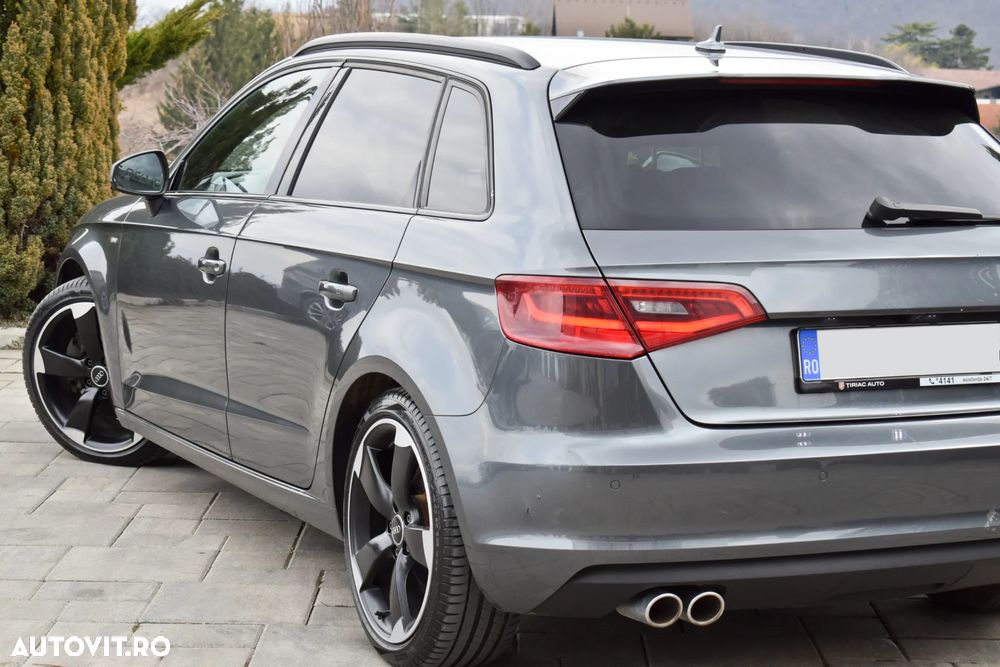 Audi A3 2.0 TDI (clean diesel) quattro S tronic S line Sportpaket - 17