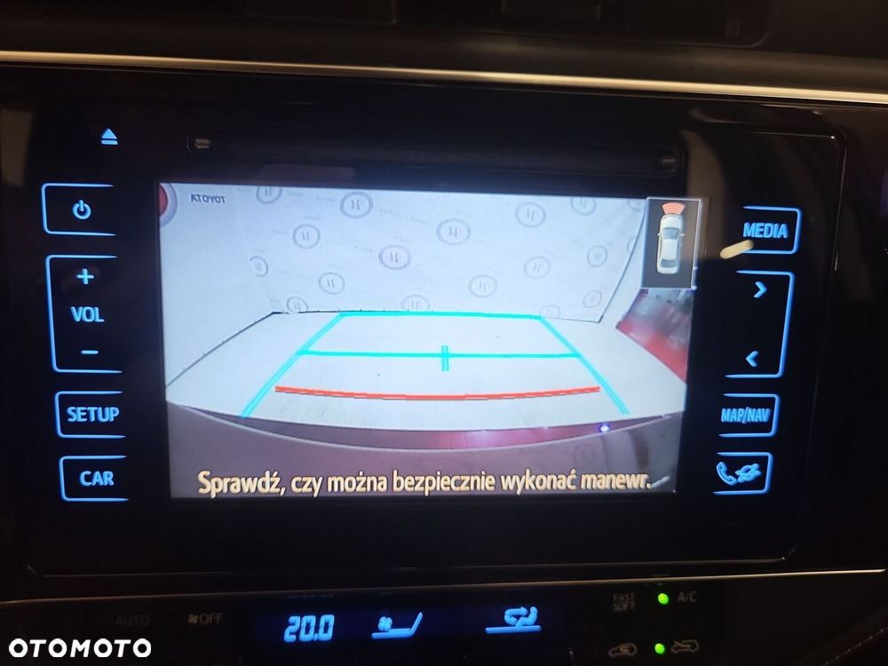 Toyota Auris - 15