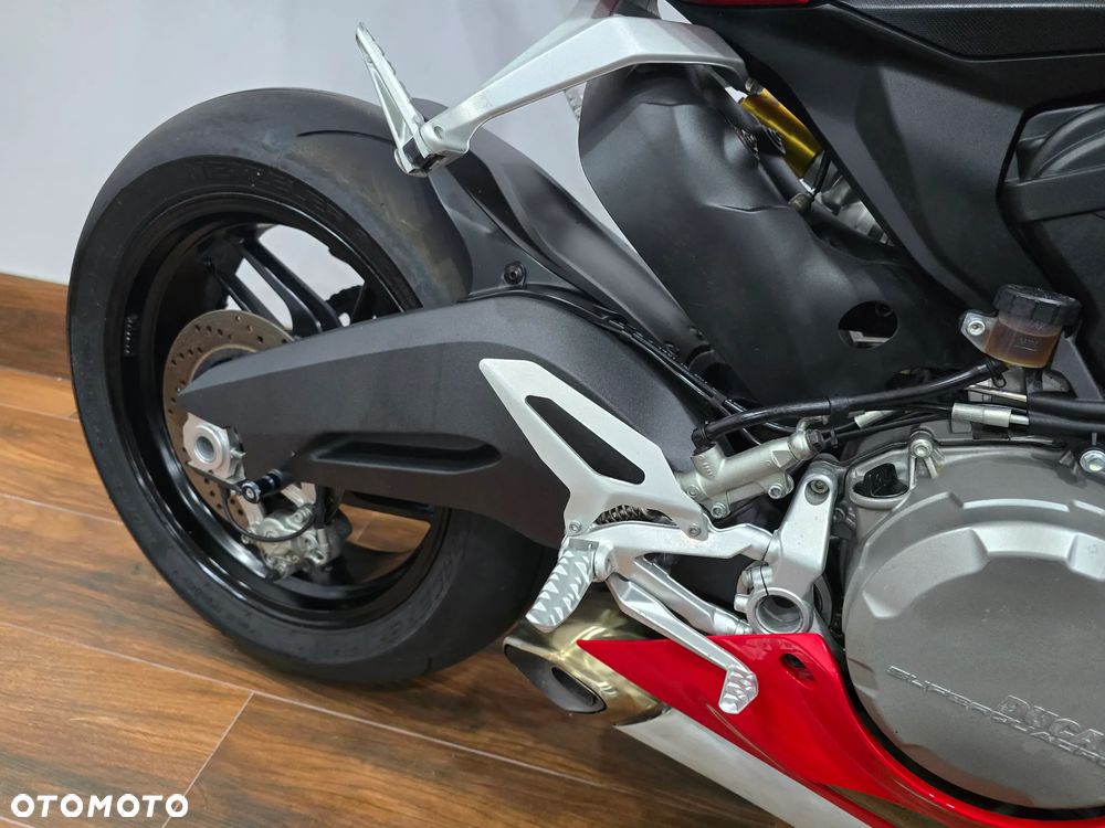 Ducati Panigale 899 - 25
