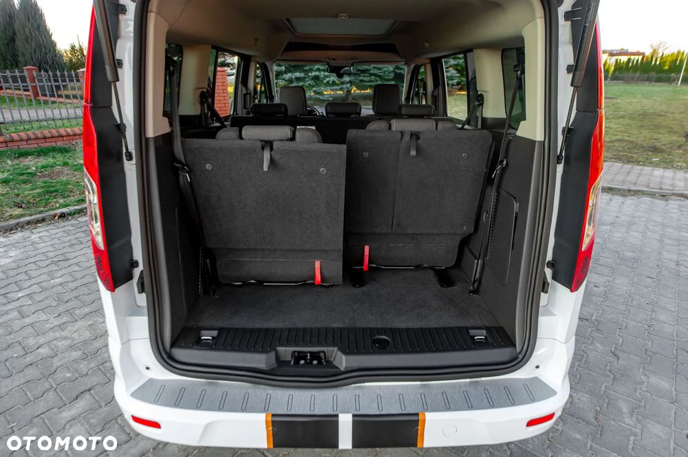 Ford Tourneo Connect - 18