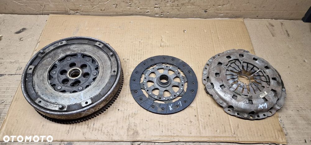 Sprzęgło dwumas koło tarcza docisk LUK BMW X1 2.0i N43 7594442 - 1