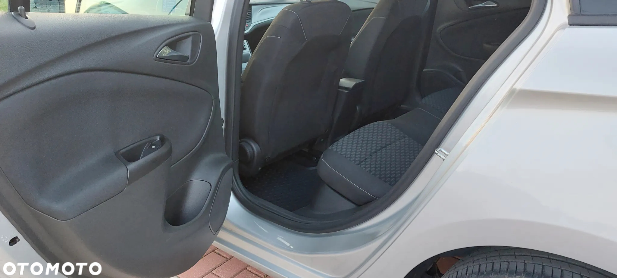 Opel Astra V 1.6 CDTI Enjoy S&S - 23