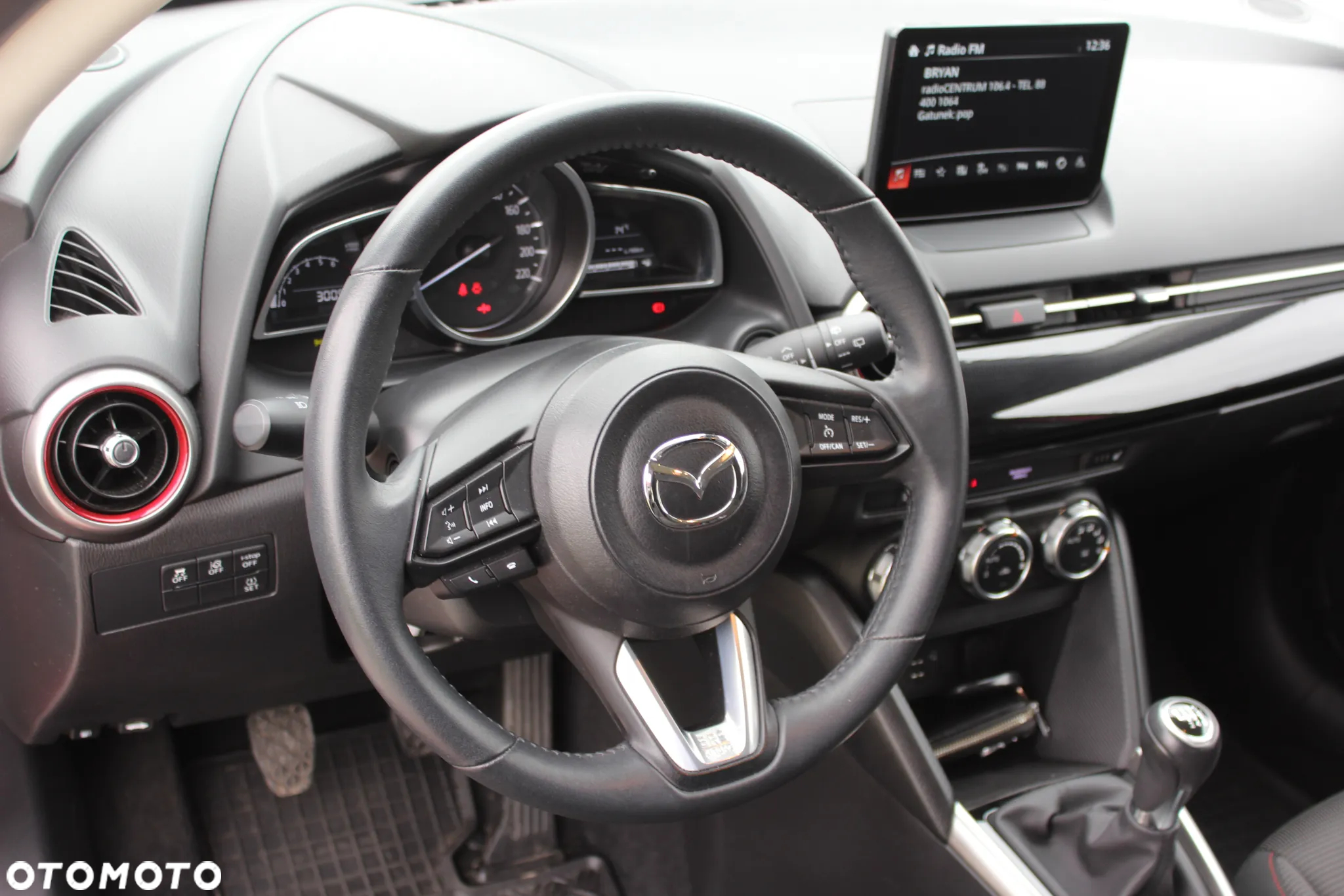 Mazda 2 SKYACTIV-G 90 Homura - 13