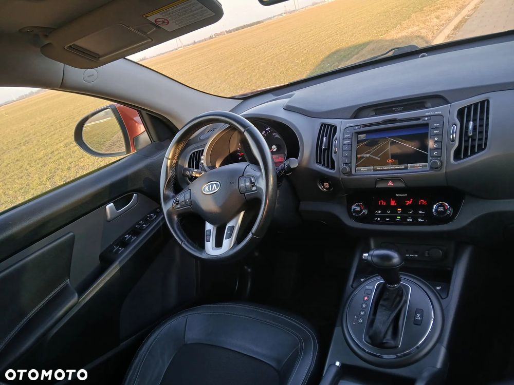 Kia Sportage 2.0 CRDI 4WD Automatik Fifa World Cup Edition - 40