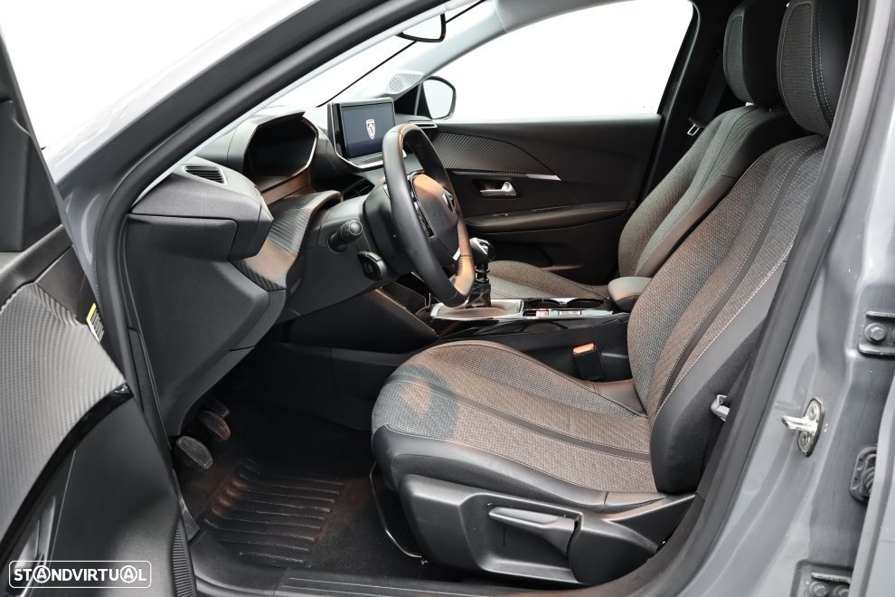 Peugeot 208 1.2 PureTech Allure - 22