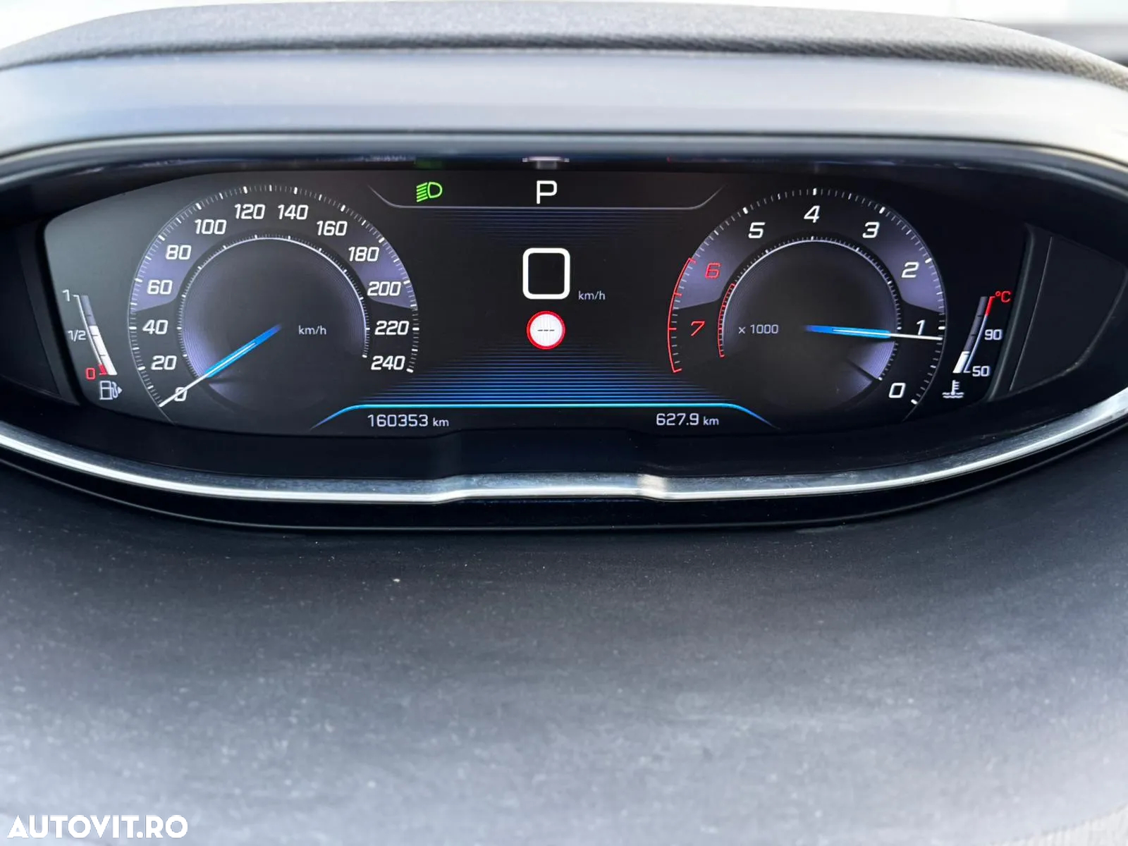 Peugeot 3008 1.2 PureTech Turbo S&S EAT8 Allure - 20