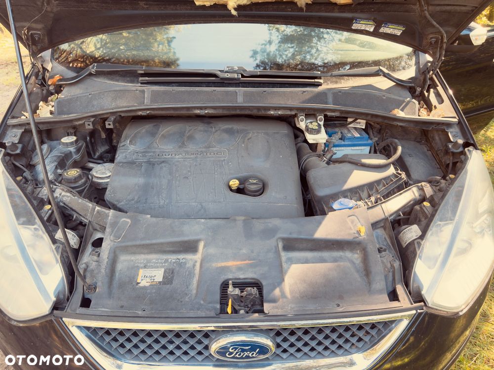 Ford Galaxy - 25