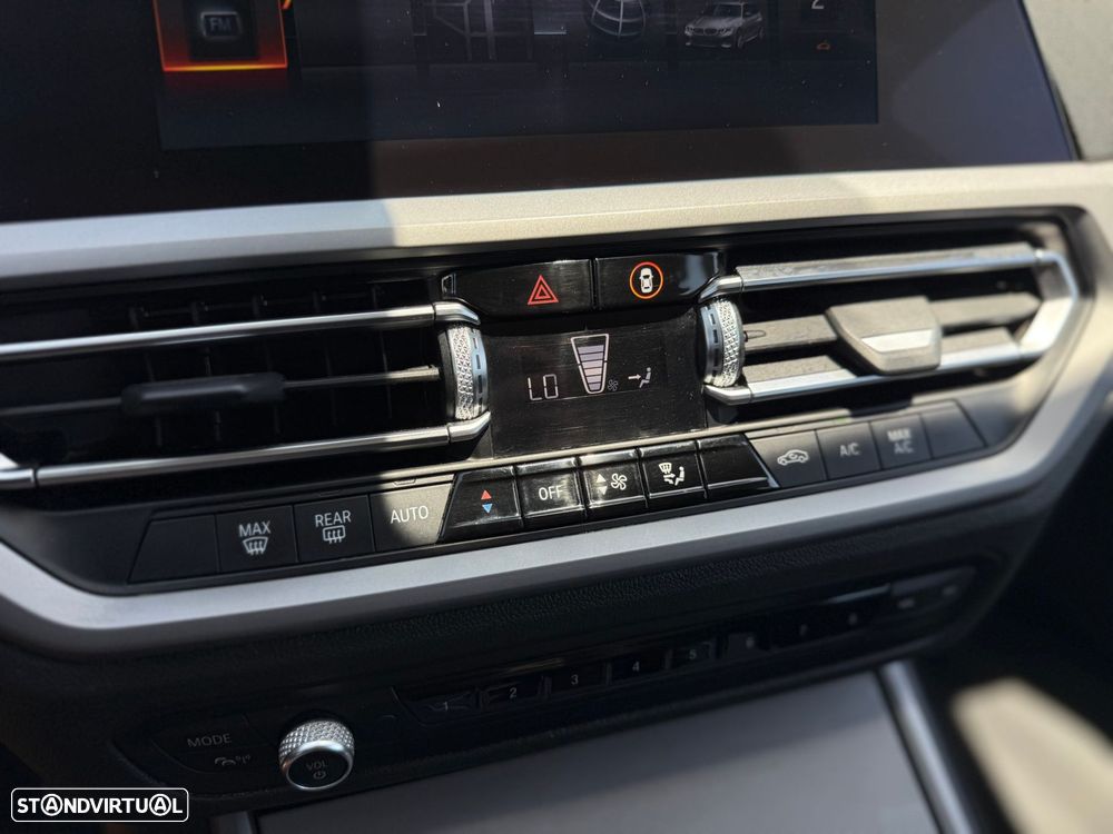 BMW 318 d Corporate Edition - 40