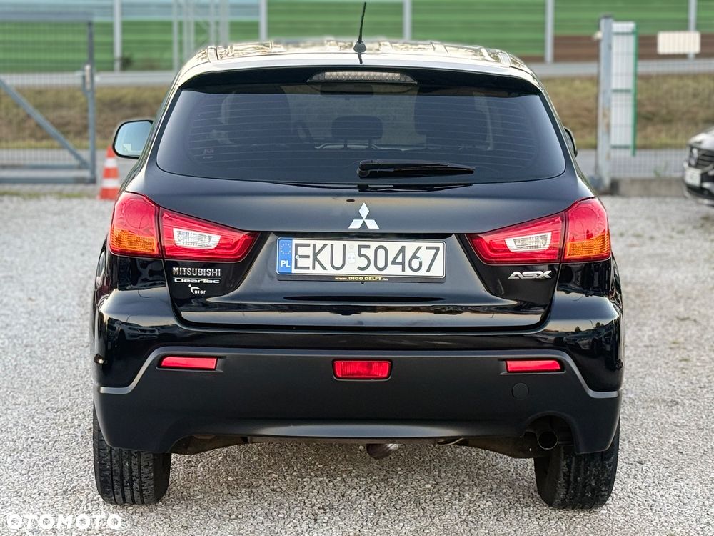 Mitsubishi ASX - 11