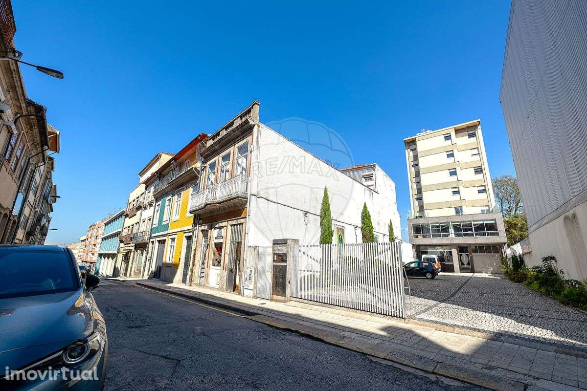 Moradia T5 para venda - Grande imagem: 2/30