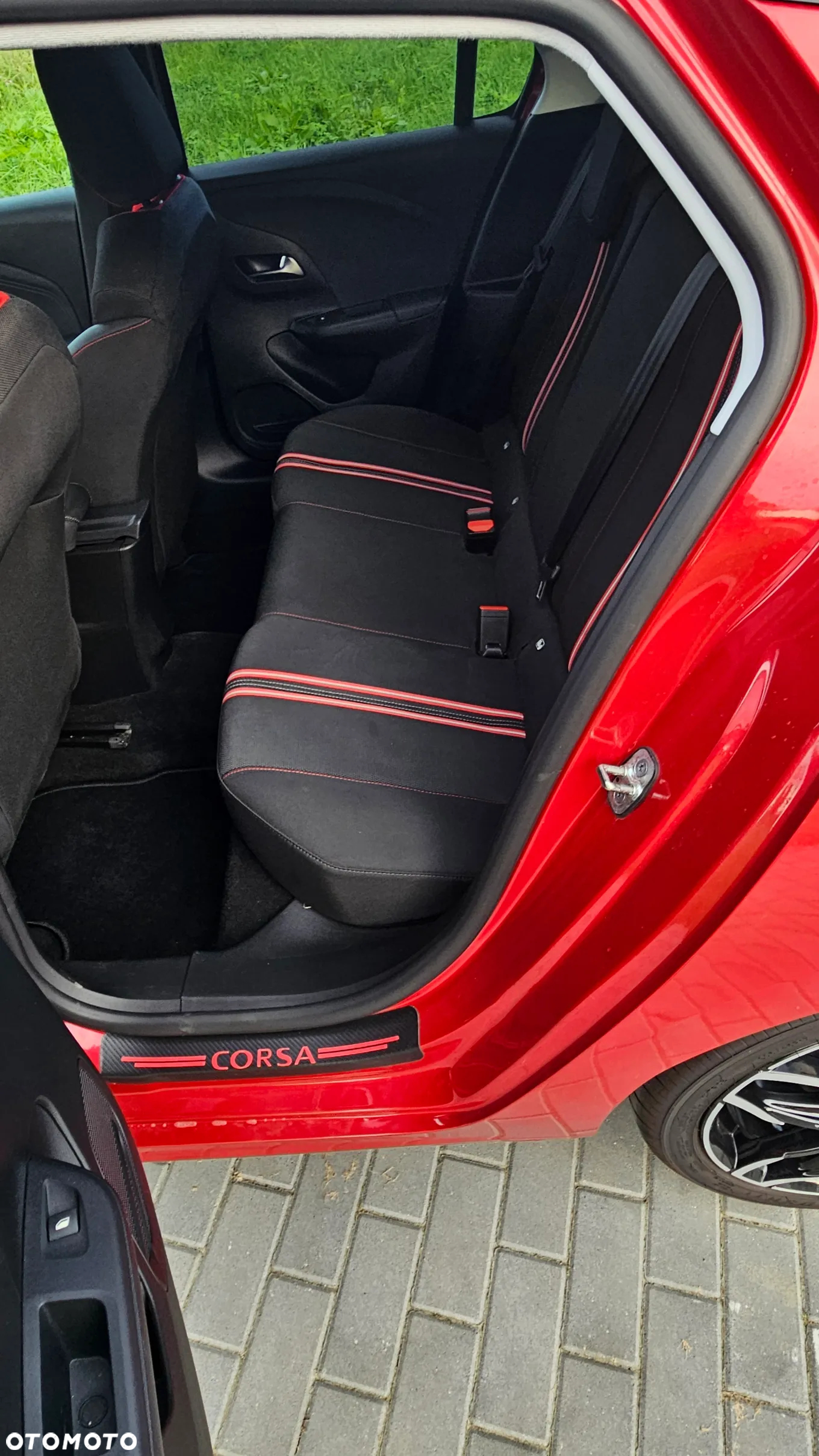 Opel Corsa 1.2 GS Line S&S - 11