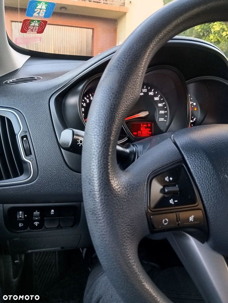Kia Rio 1.2 Edition 7 - 25