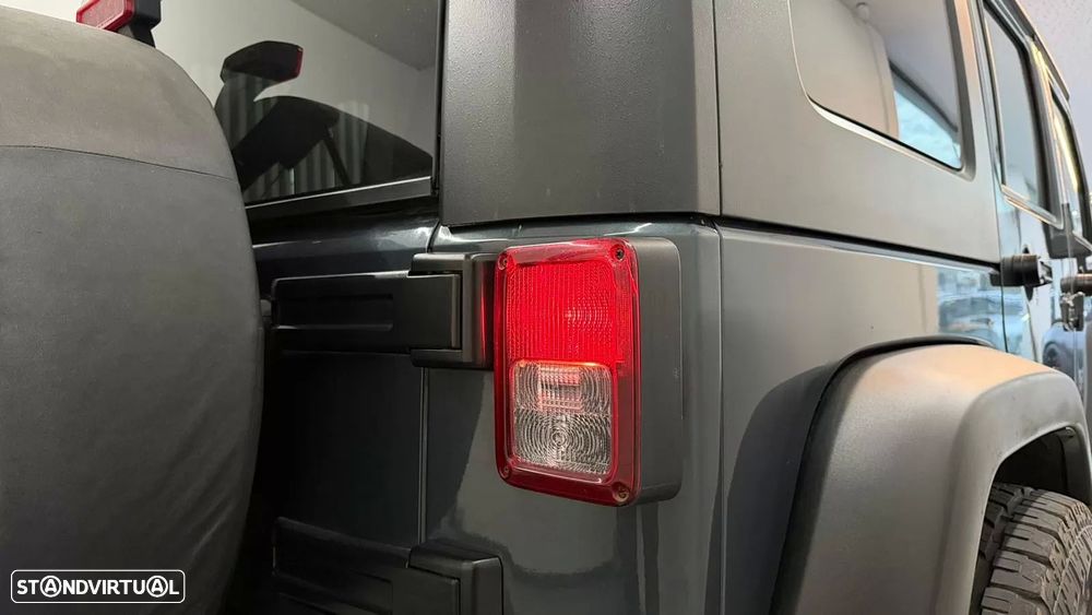 Jeep Wrangler Unlimited 2.8 CRD MTX Rubicon - 8