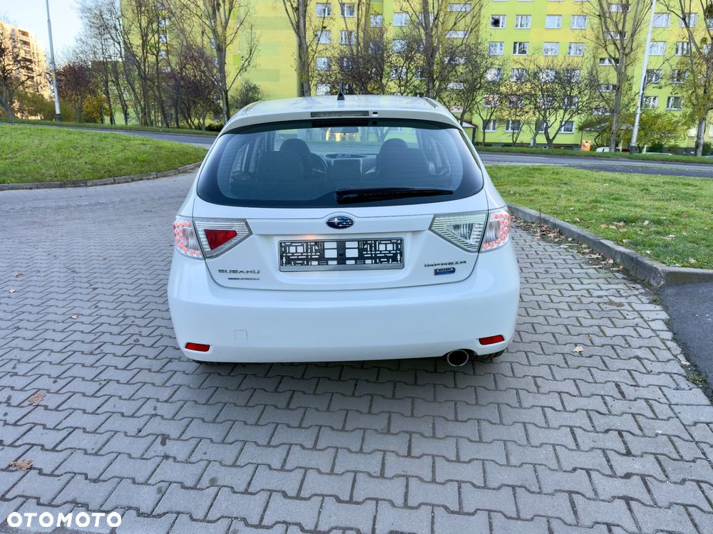 Subaru Impreza 2.0D RA - 14