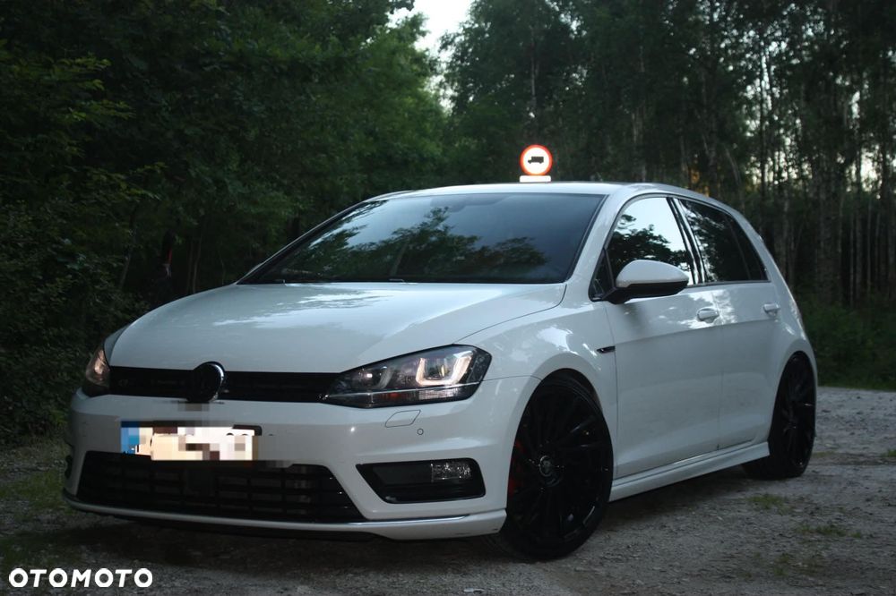 Volkswagen Golf - 2
