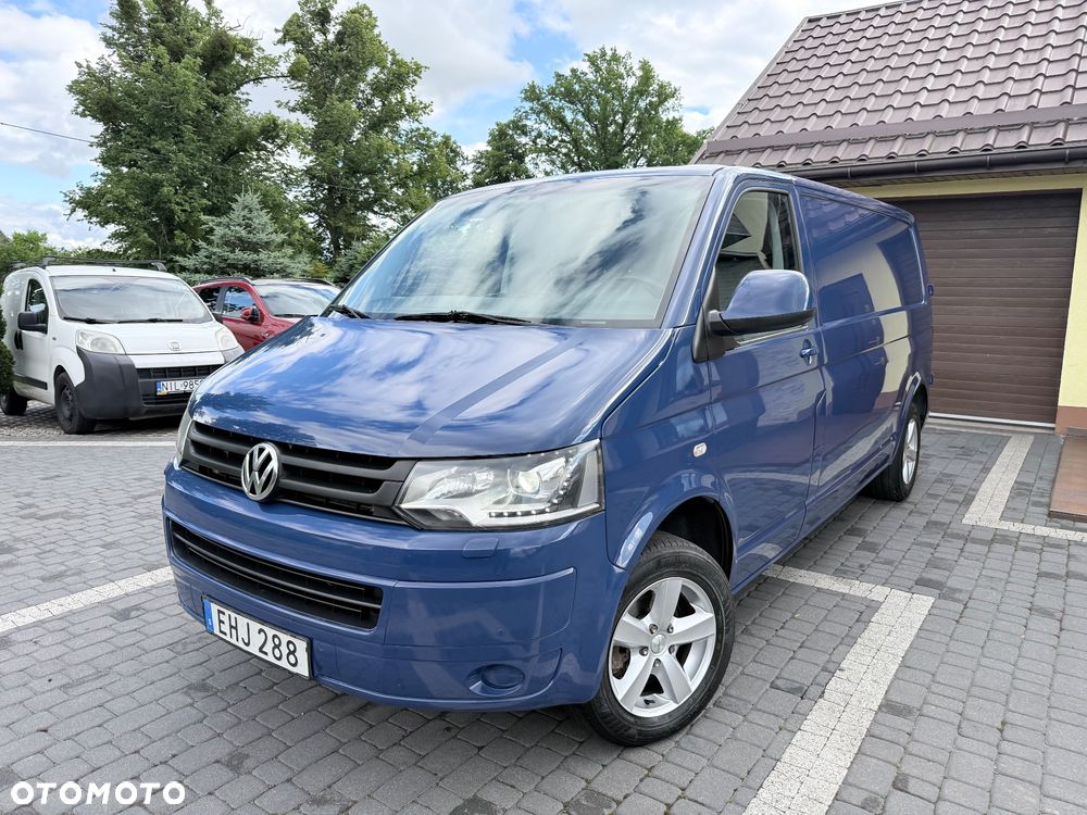 Volkswagen Transporter - 1