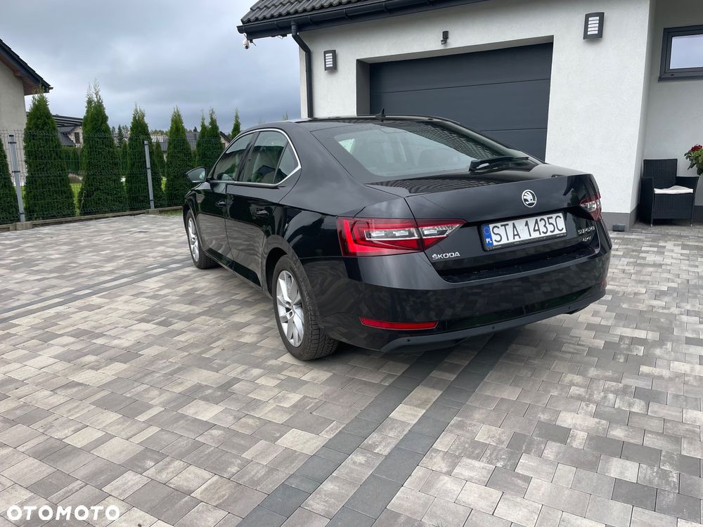 Skoda Superb 2.0 TDI 4x4 Ambition DSG - 5