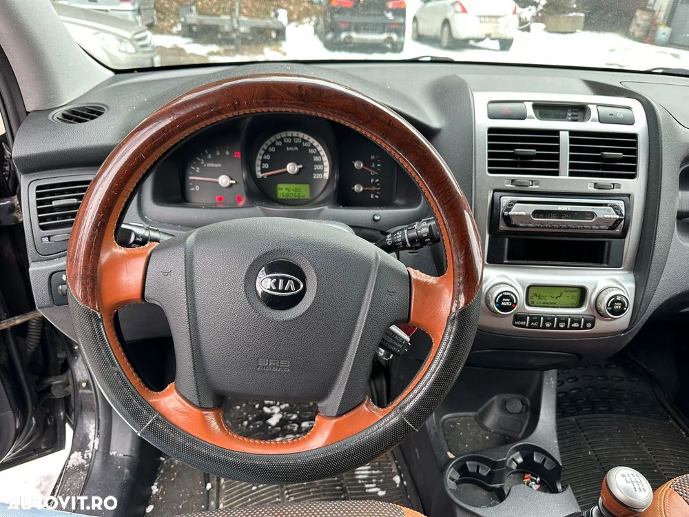 Kia Sportage 2.0 CRDI 2WD Champ - 9