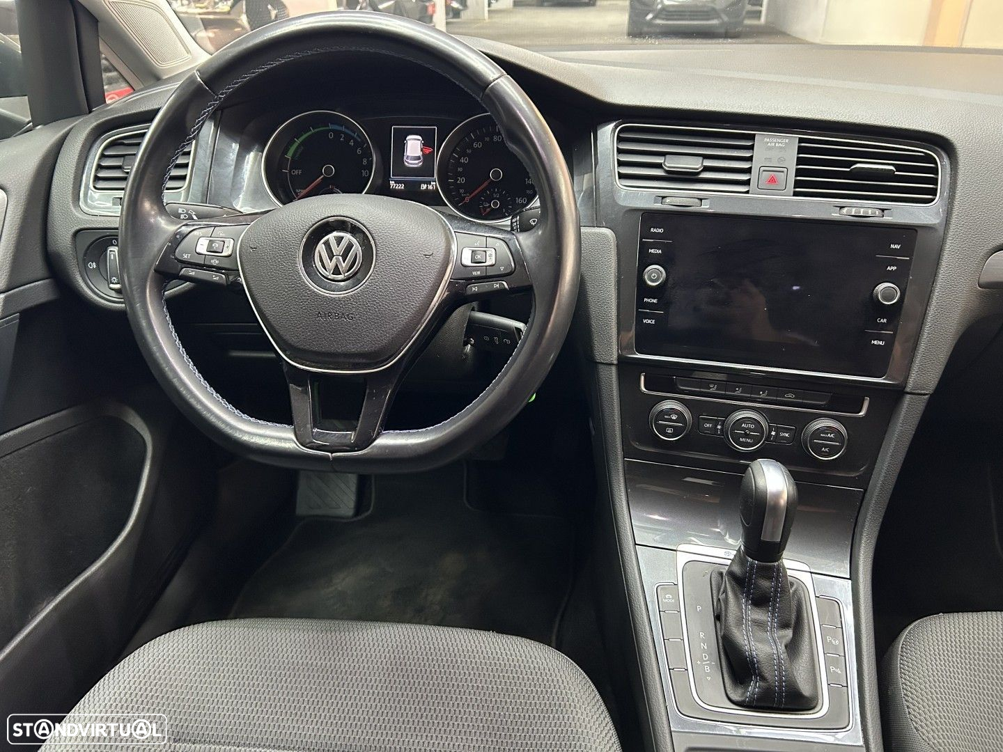 VW e-Golf AC/DC - 13