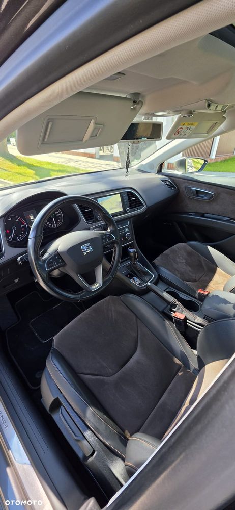 Seat Leon 2.0 TDI DPF Start&Stop DSG XCELLENCE - 30