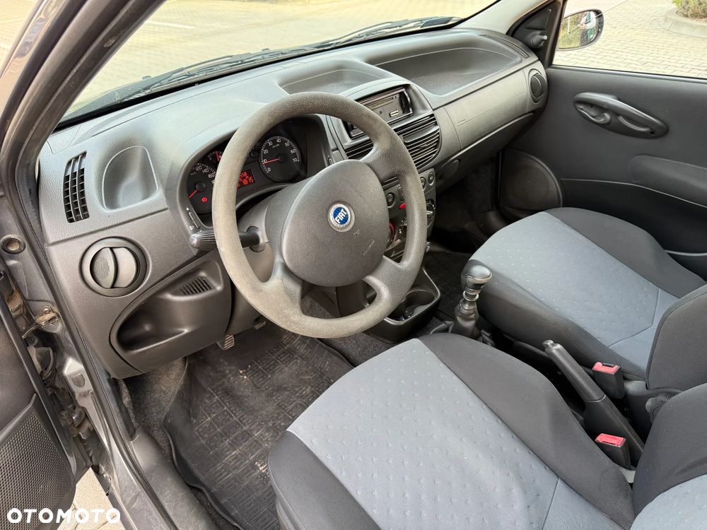 Fiat Punto 1.2 8V Active - 11