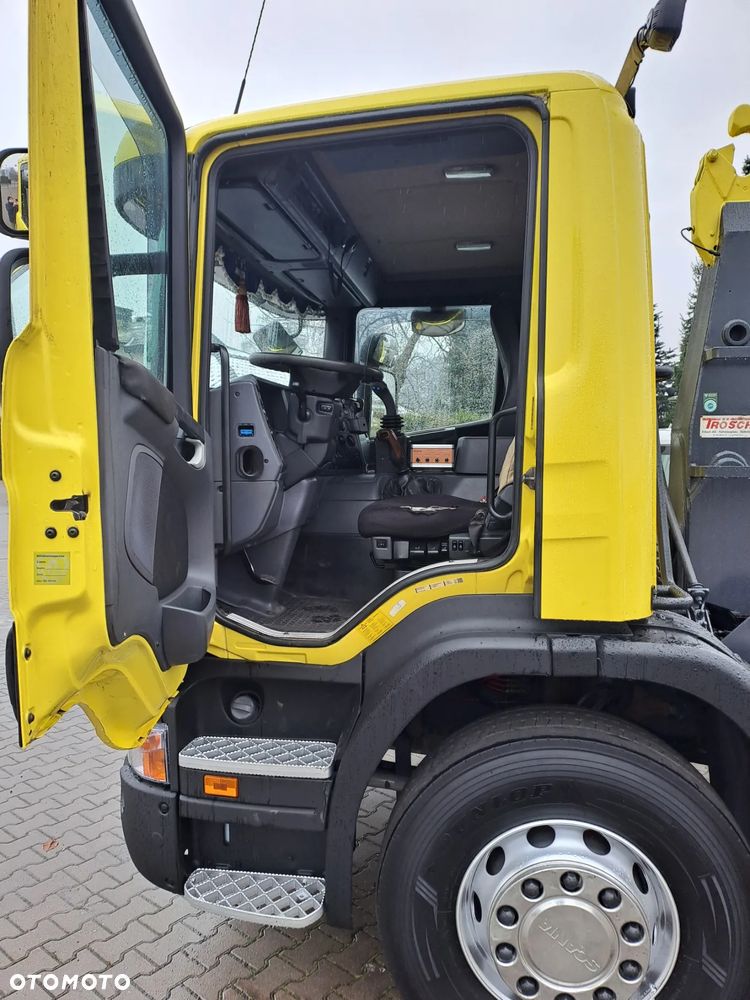 Scania P420; 8X4 - 8