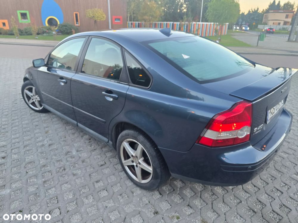 Volvo S40