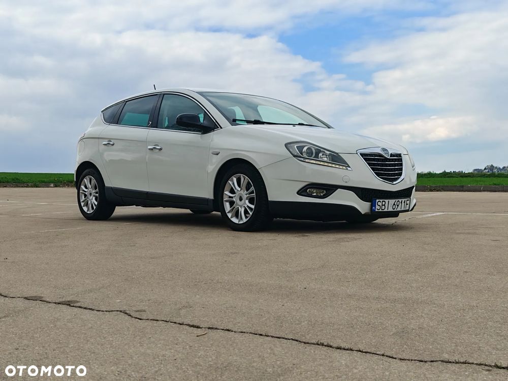 Lancia Delta 1.4 T-Jet 16v Oro - 36