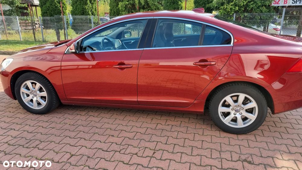 Volvo S60 D3 Geartronic Momentum - 9