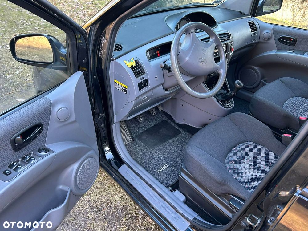 Hyundai Matrix 1.6 GLS Edition+ - 10