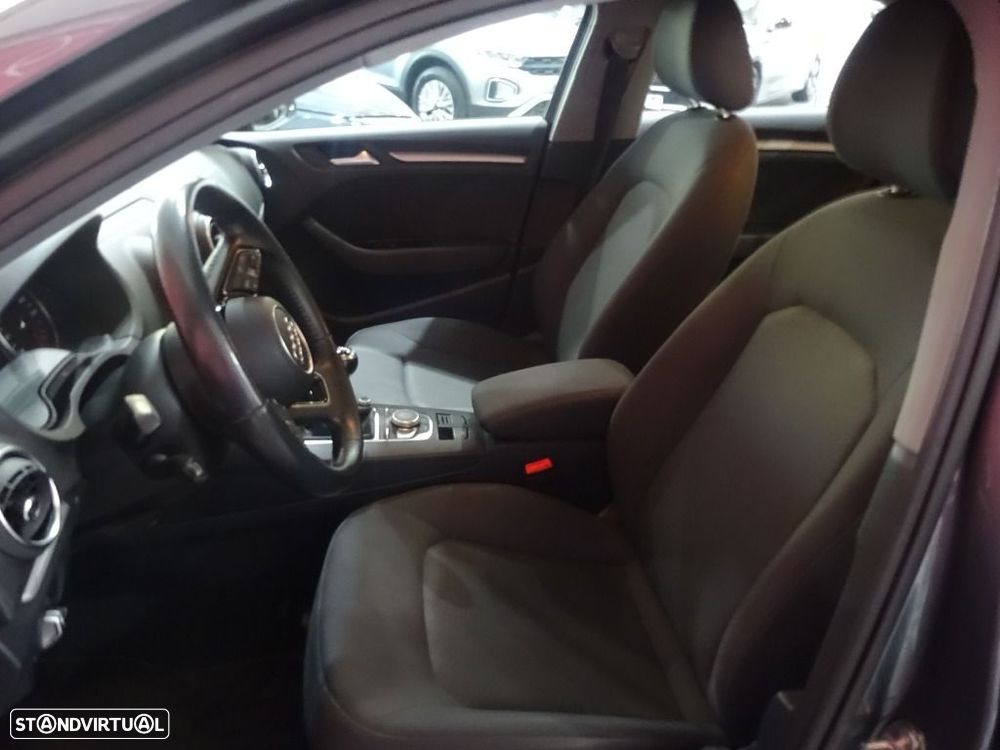 Audi A3 Limousine 30 TDI - 13