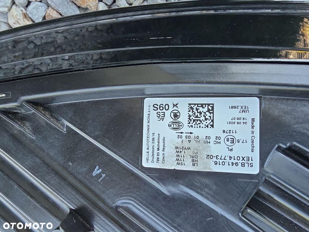 SKODA ENYAQ 5LB Lampy przód Full Led Base Eco Basic 5LB941015 5LB941016 - 16