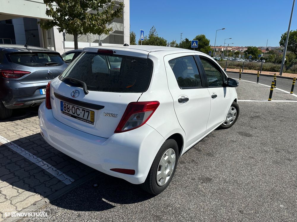Toyota Yaris 1.4 D-4D ACtive+AC 99g - 3
