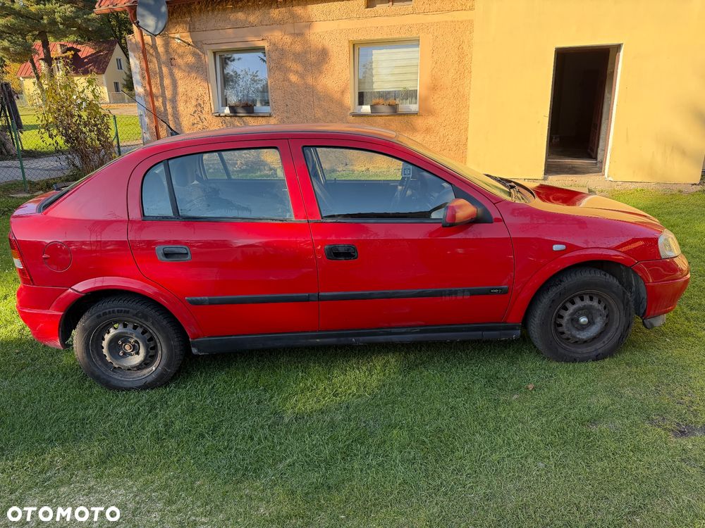 Opel Astra 2000 photo 3