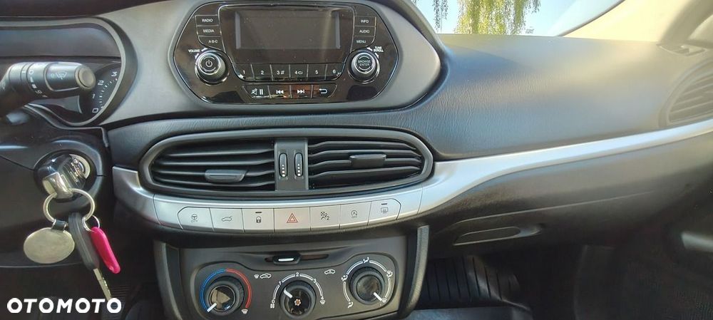 Fiat Tipo 1.4 16V - 10