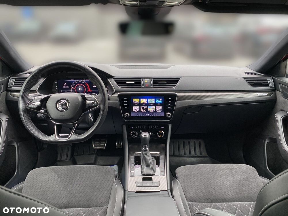 Skoda Superb 2.0 TDI SCR Sportline DSG - 10