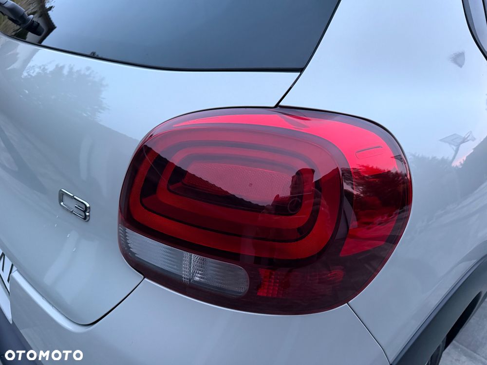 Citroën C3 1.2 PureTech Shine - 15