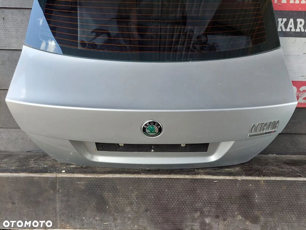 KLAPA BAGAŻNIKA kompletna SKODA OCTAVIA II  HB 9102 - 2