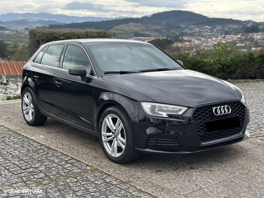 Audi A3 Sportback 1.6 TDI S tronic design - 12