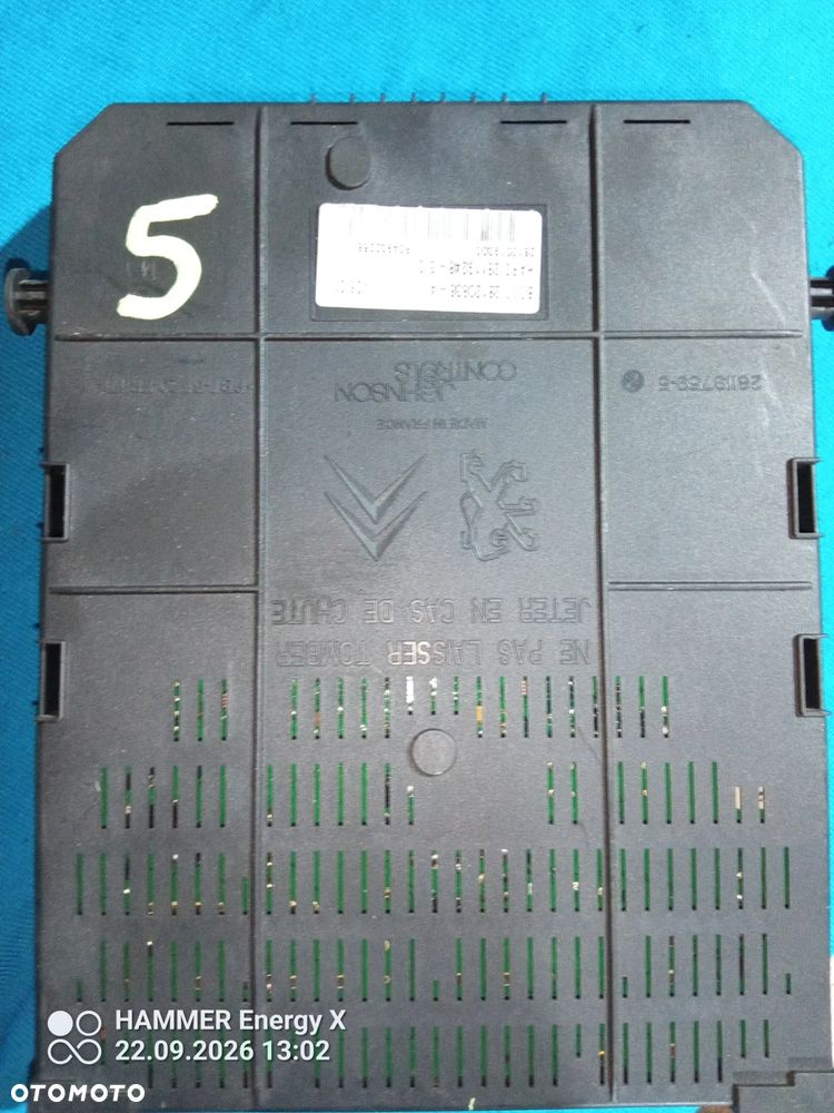 Fiat Grande Punto Ramka / Moduł bezpieczników 00517187860 - 3