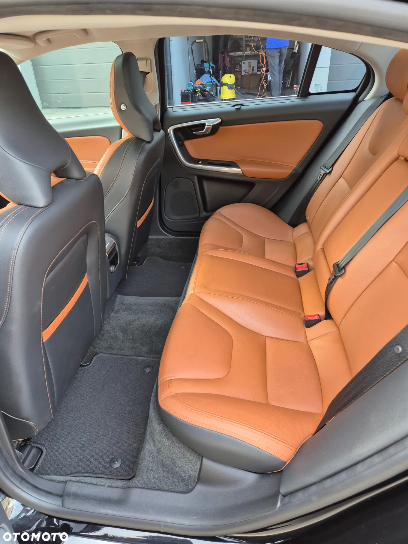 Volvo S60 T5 Drive-E R-Design Momentum - 35