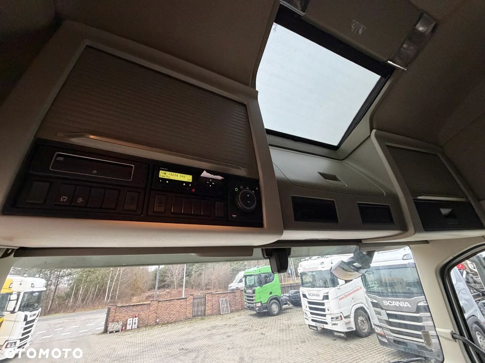 Volvo FH460 z Austrii kabina XL nowa hydraulika 600Tkm oryginalnego przebiegu - 34