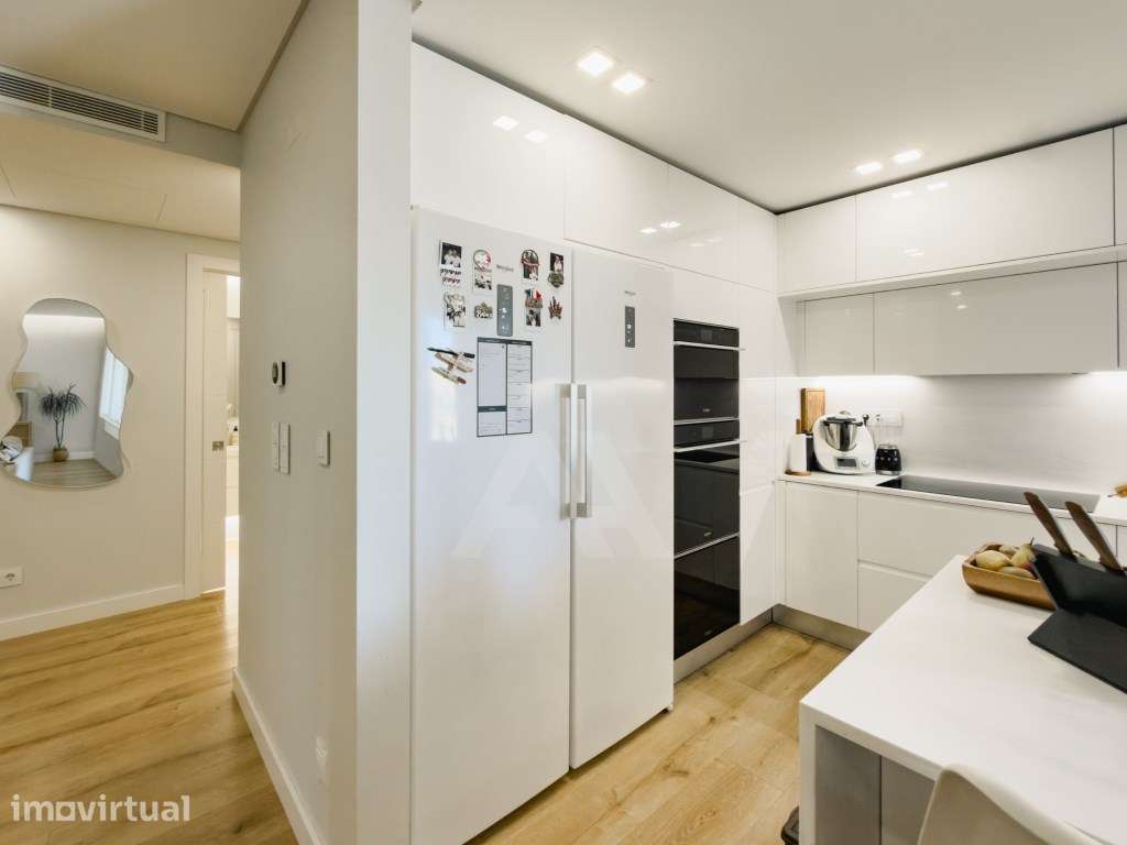 Apartamento T3 com 3 suítes, garagem e arrecadação em Oeiras - Grande imagem: 4/30