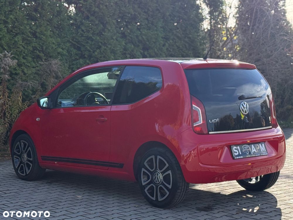 Volkswagen up! ASG colour fortana red - 8