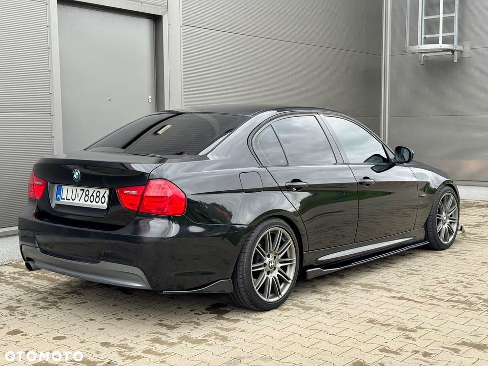 BMW Seria 3 318d Sport Line - 3
