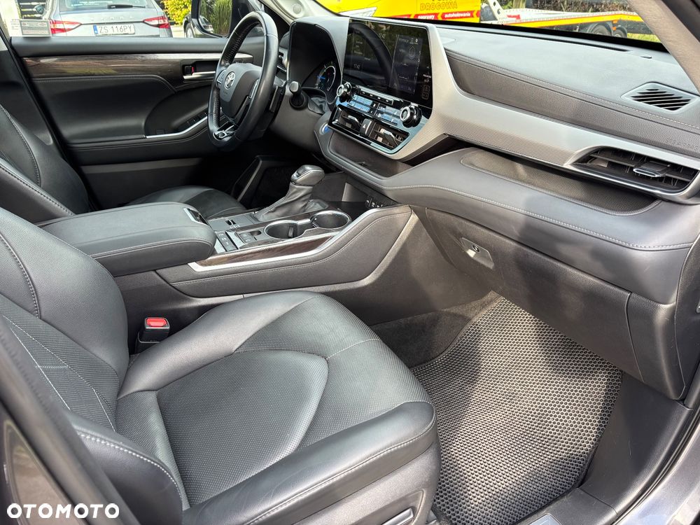 Toyota Highlander 2.5 Hybrid Executive - 33