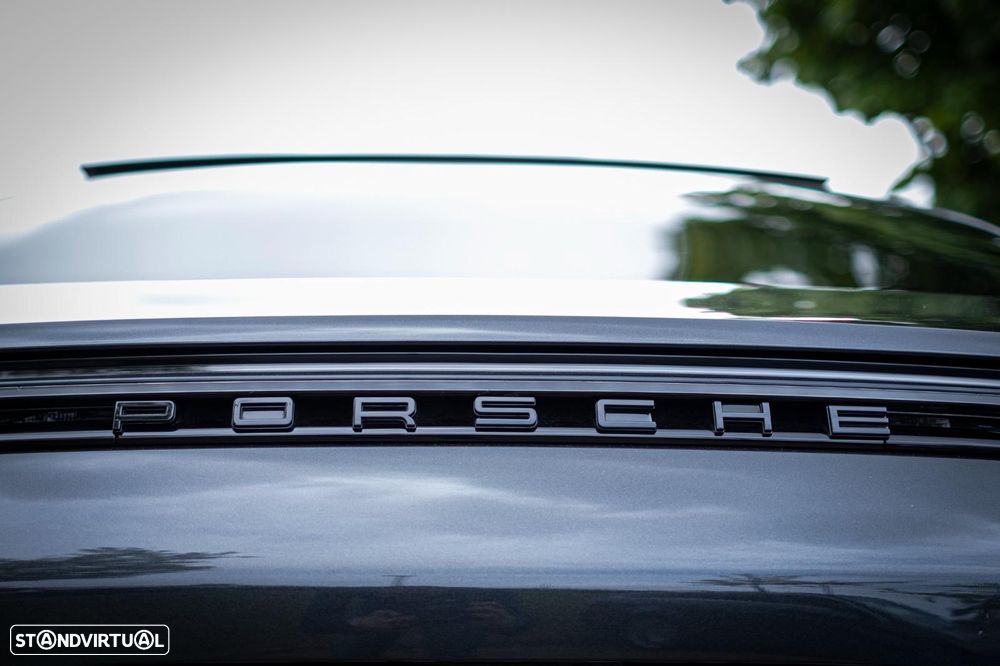 Porsche Panamera - 16