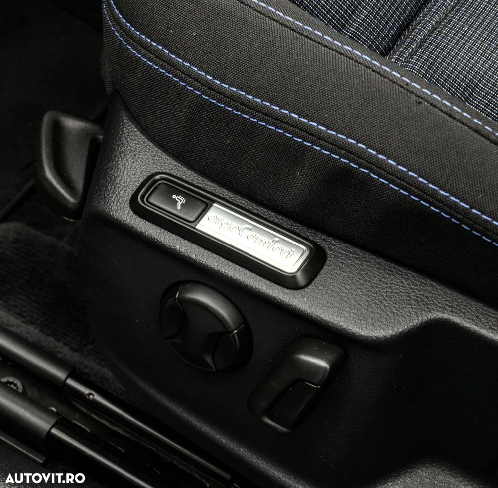 Volkswagen Passat GTE - 21