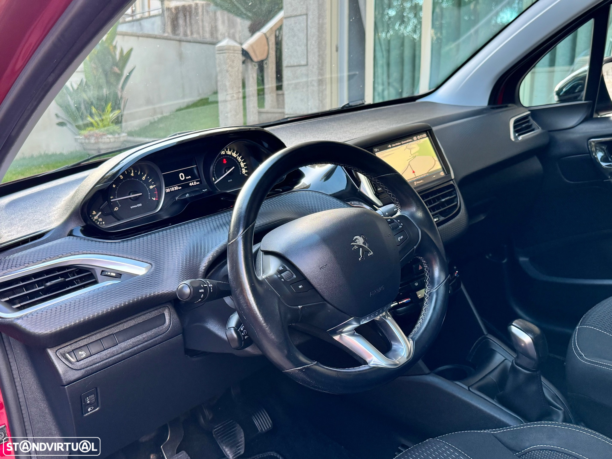 Peugeot 208 PureTech 82 Stop & Start Signature - 13
